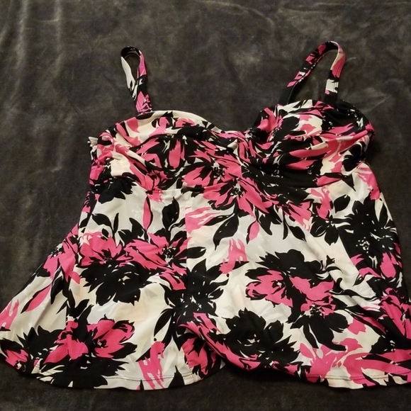 Swim Suit PZZ Beach - Picture 1 of 2